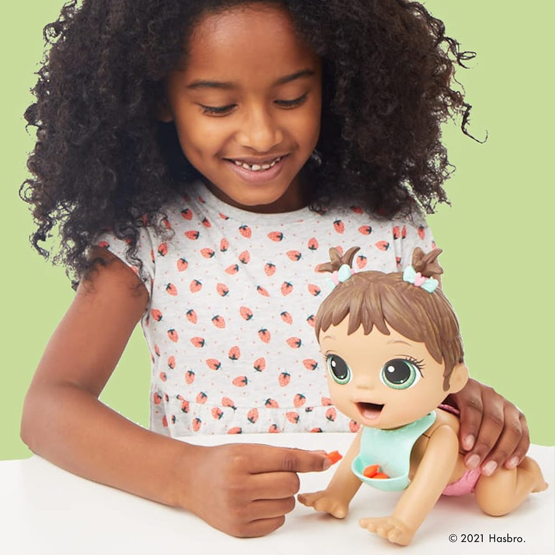 Lil Snacks Doll, Brown Hair, view 5